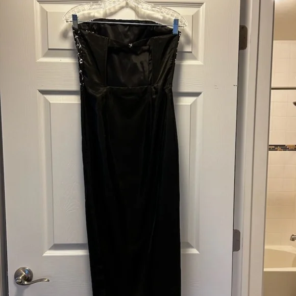 Jessica McLintock - Long Black Strapless Gown, Size 3 - NWT - Picture 3 of 7